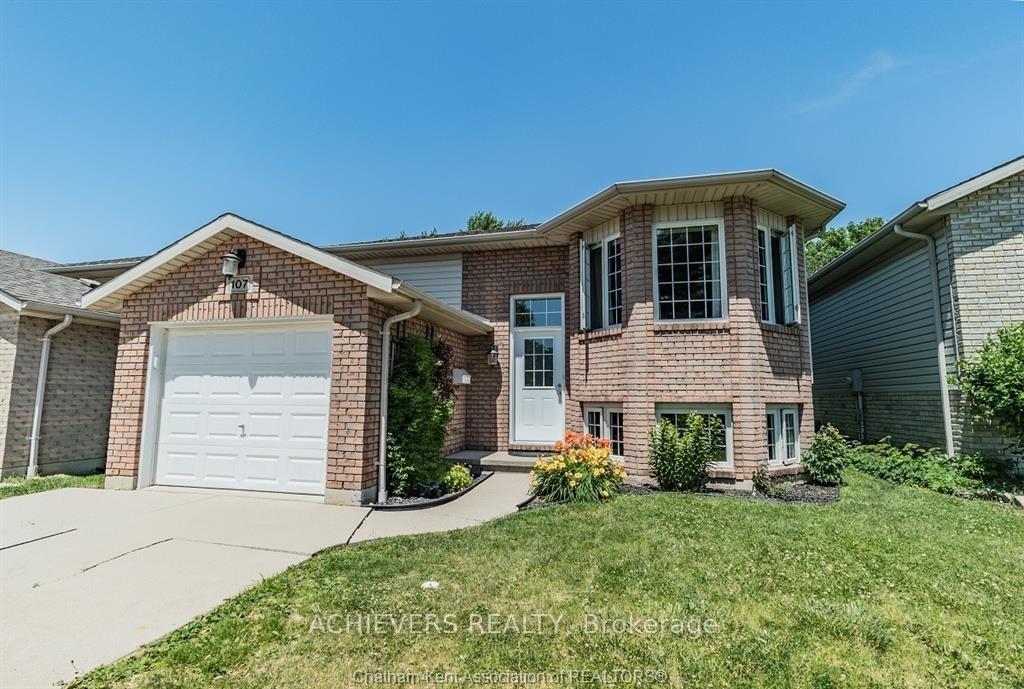 107-greenfield-lane-chatham-kent-ontario-x13238050