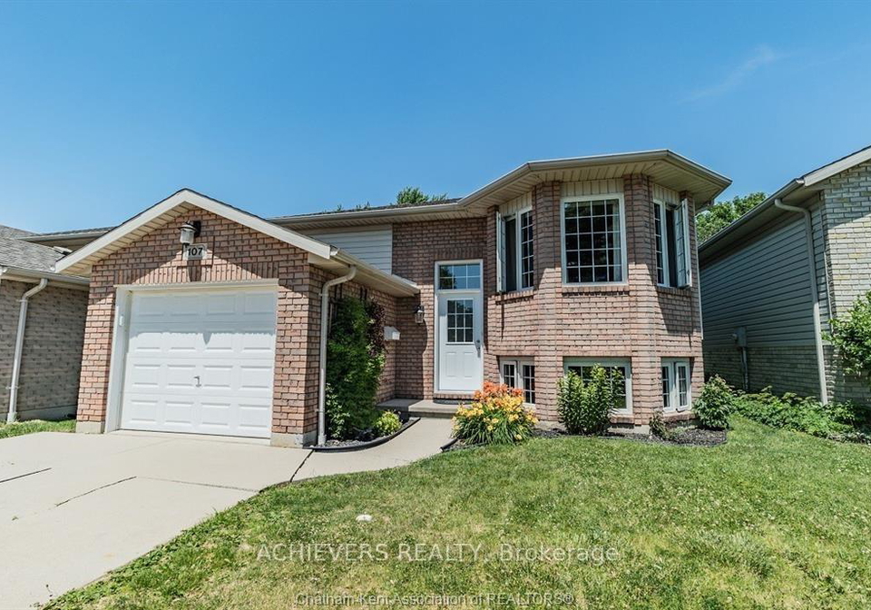 107-greenfield-lane-chatham-kent-ontario-x13238050