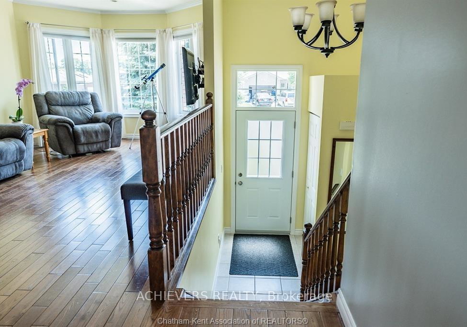 107-greenfield-lane-chatham-kent-ontario-x13238050