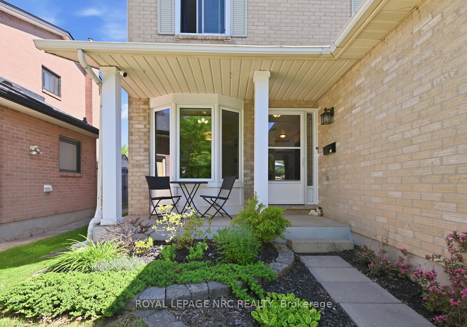 54-merritt-crescent-grimsby-ontario-x13238332
