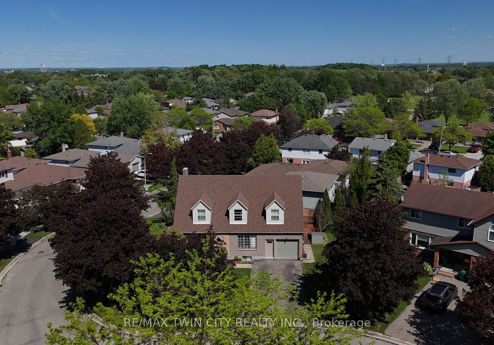 31-windermere-court-kitchener-ontario-x13238346