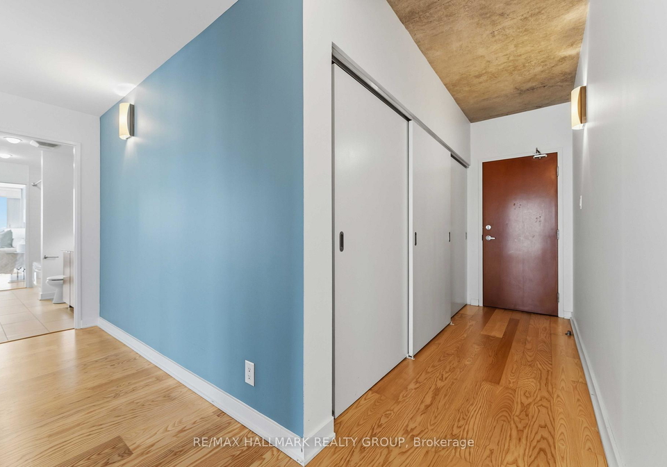 324-laurier-avenue-w-ottawa-ontario-x13238494