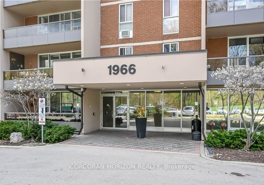 1966-main-street-w-hamilton-ontario-x13238646
