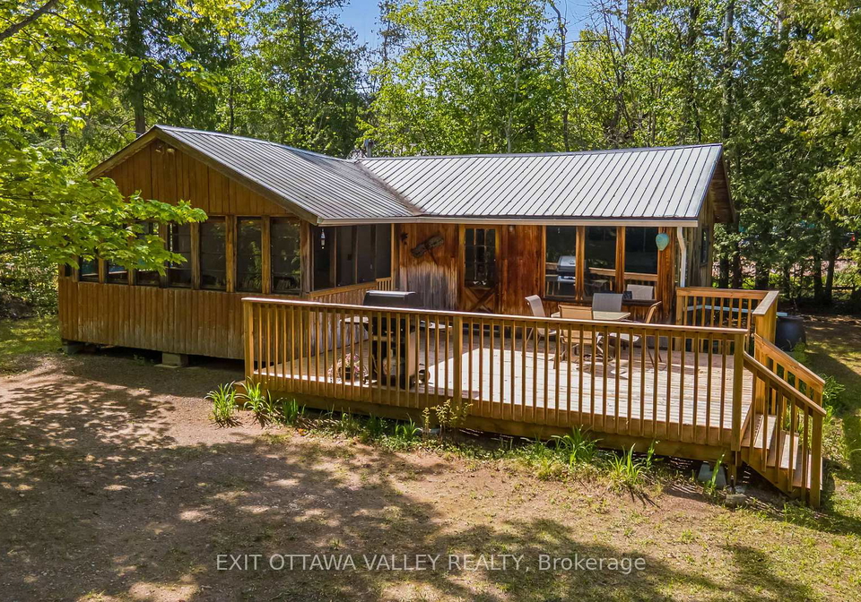 112-arbor-vitae-road-madawaska-valley-ontario-x13238698
