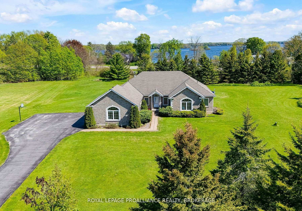 61-conner-drive-gananoque-ontario-x13238736