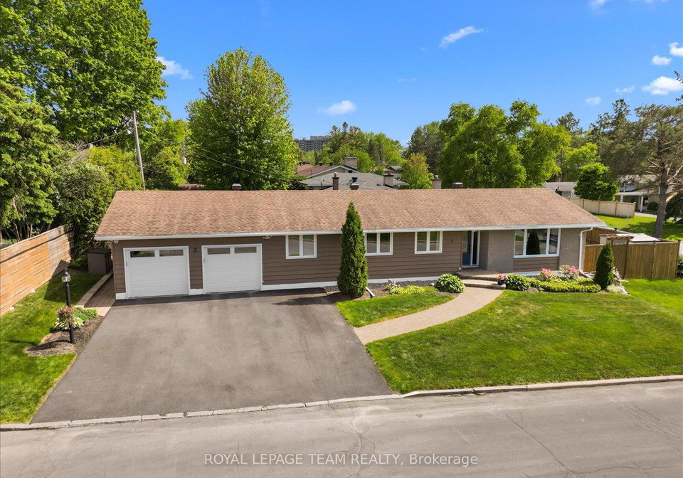 2-lavina-crescent-ottawa-ontario-x13238856