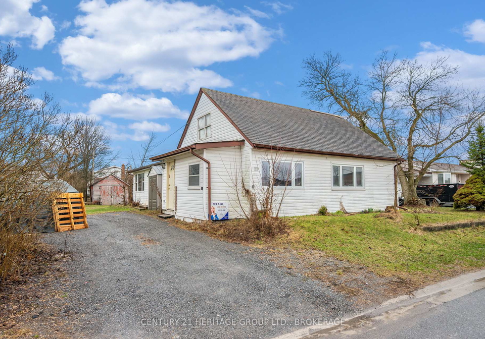 11-north-street-loyalist-ontario-x13239040