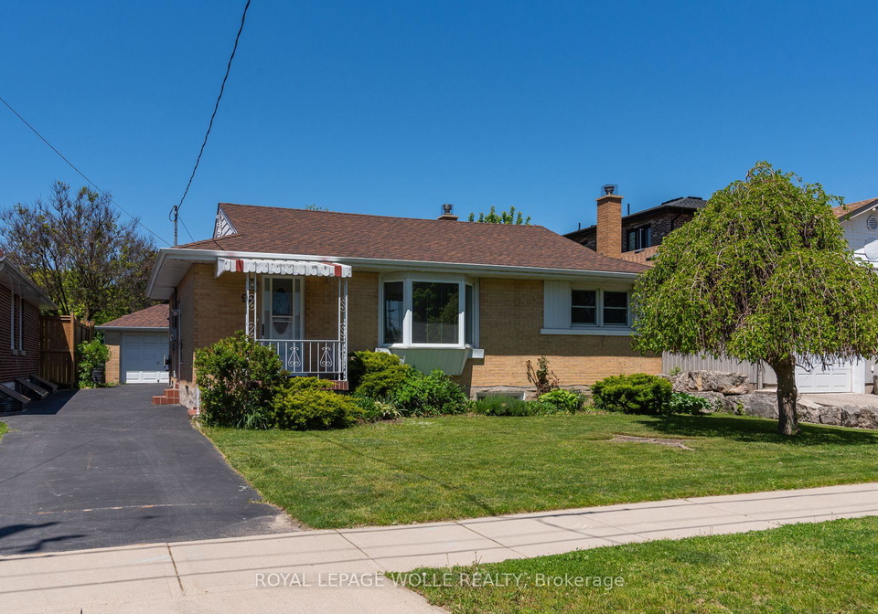 93-plymouth-road-kitchener-ontario-x13239152