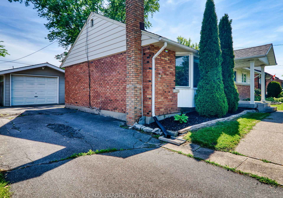 6734-oneil-street-niagara-falls-ontario-x13239168