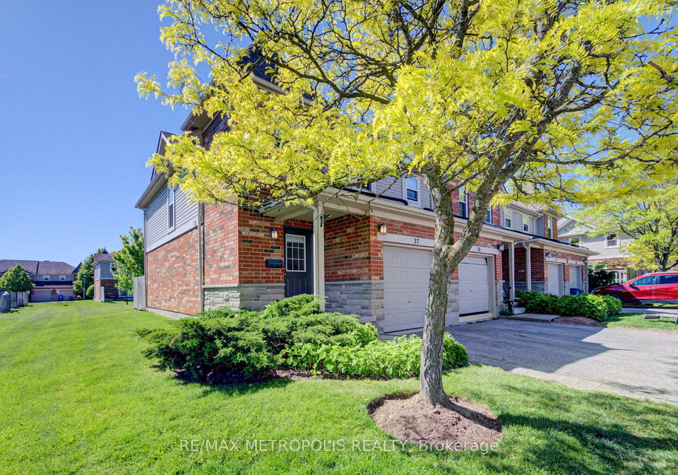 124-gosling-gardens-guelph-ontario-x13239182