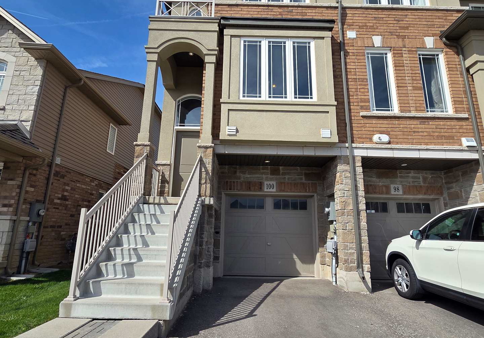 100-laguna-village-crescent-hamilton-ontario-x13239370