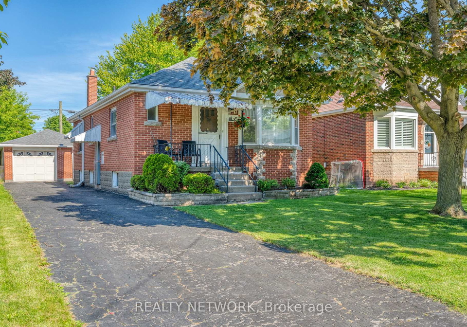 224-glencarry-avenue-hamilton-ontario-x13239464