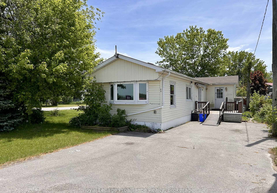 63-whites-road-quinte-west-ontario-x13239466