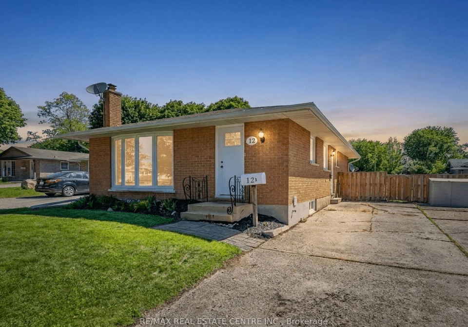 12-selkirk-court-kitchener-ontario-x13239484