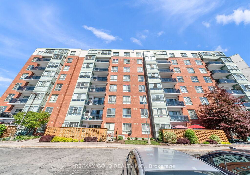 30-blue-springs-drive-waterloo-ontario-x13239522