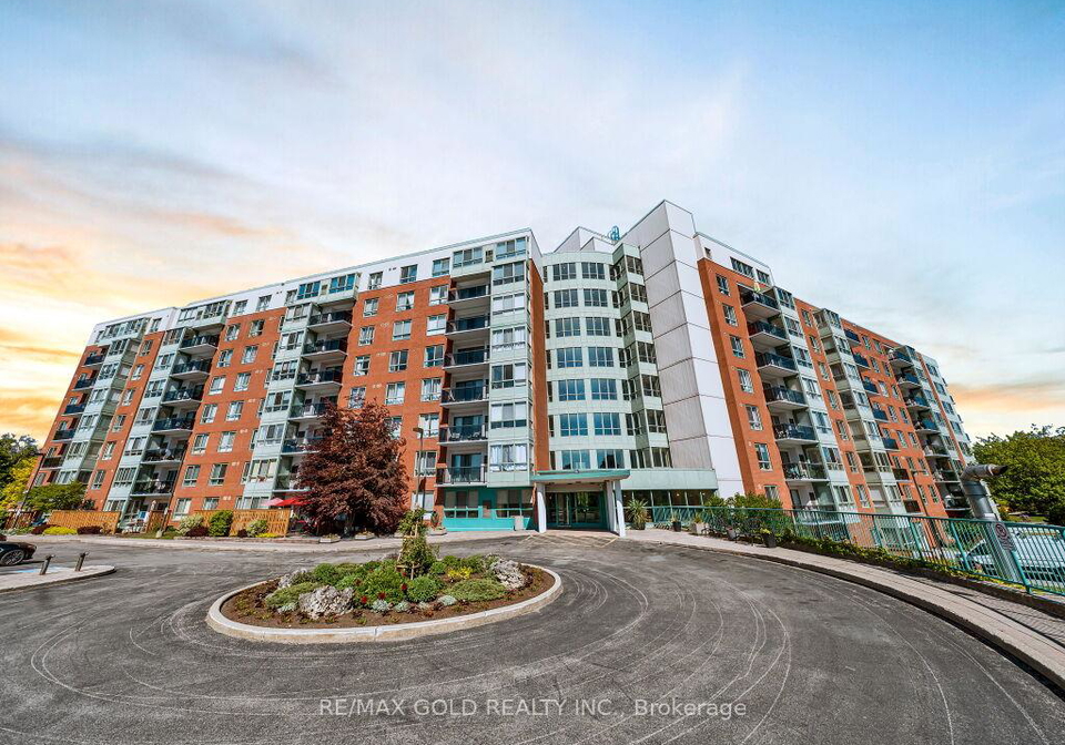 30-blue-springs-drive-waterloo-ontario-x13239522