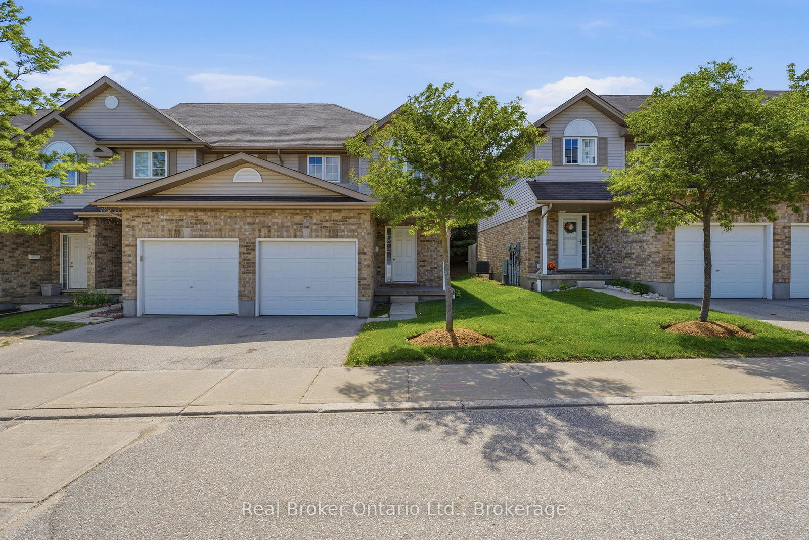 10-fallowfield-drive-kitchener-ontario-x13239552