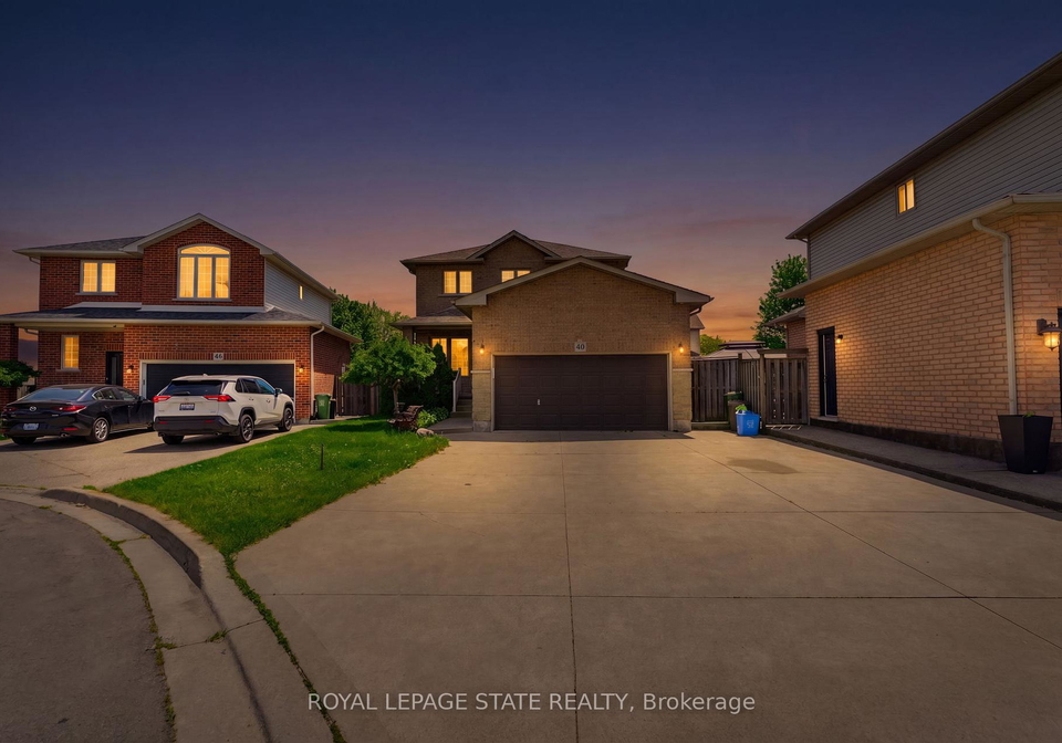 40-lanza-court-hamilton-ontario-x13239736