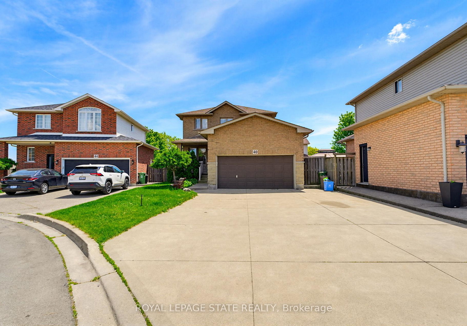 40-lanza-court-hamilton-ontario-x13239736