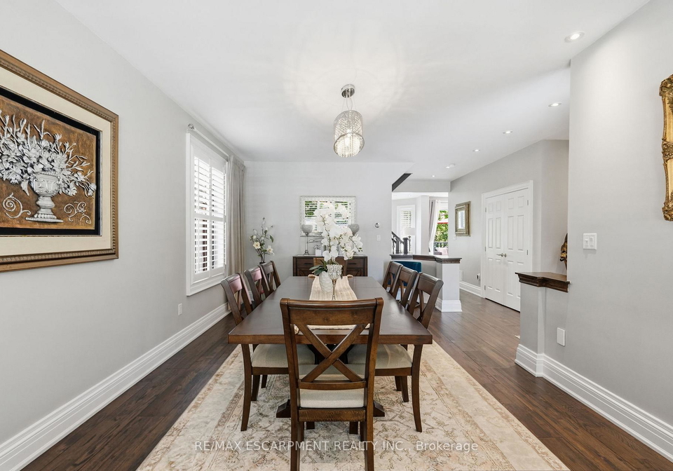418-montreal-circle-hamilton-ontario-x13239814