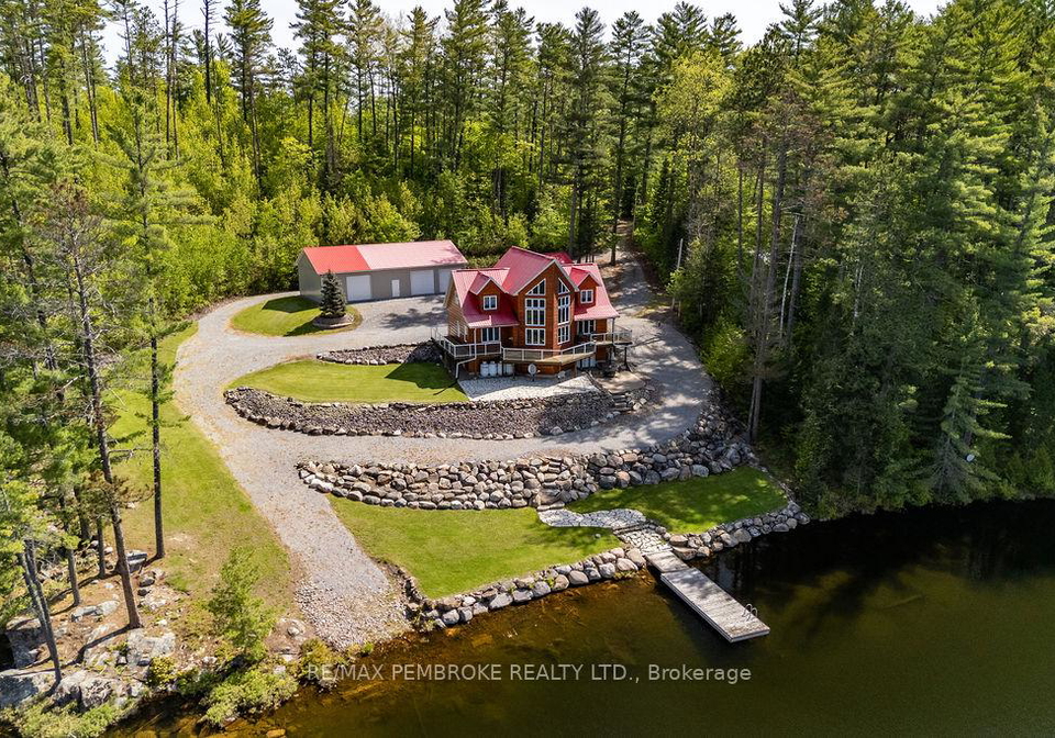 208-red-fox-trail-head-clara-and-maria-head-clara-and-maria-ontario-x13239866