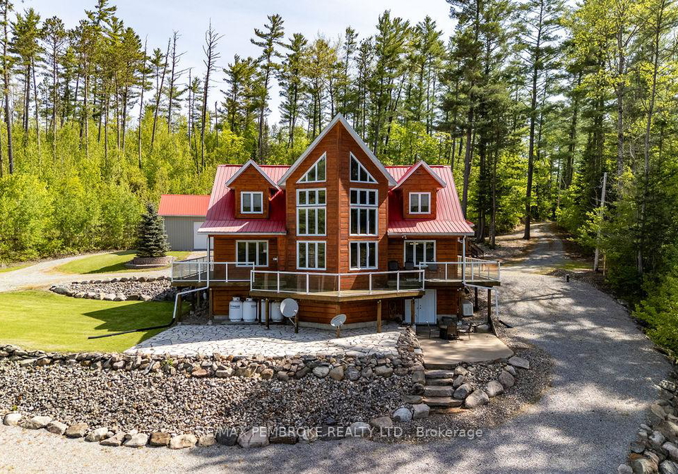 208-red-fox-trail-head-clara-and-maria-head-clara-and-maria-ontario-x13239866