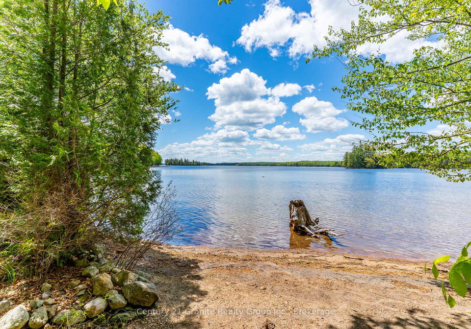 5195-kennisis-lake-road-dysart-et-al-ontario-x13240078