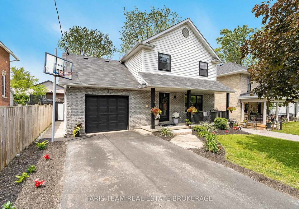 44-regent-street-kawartha-lakes-ontario-x13240124
