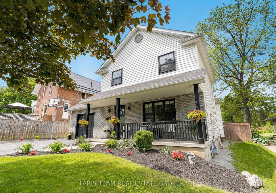 44-regent-street-kawartha-lakes-ontario-x13240124