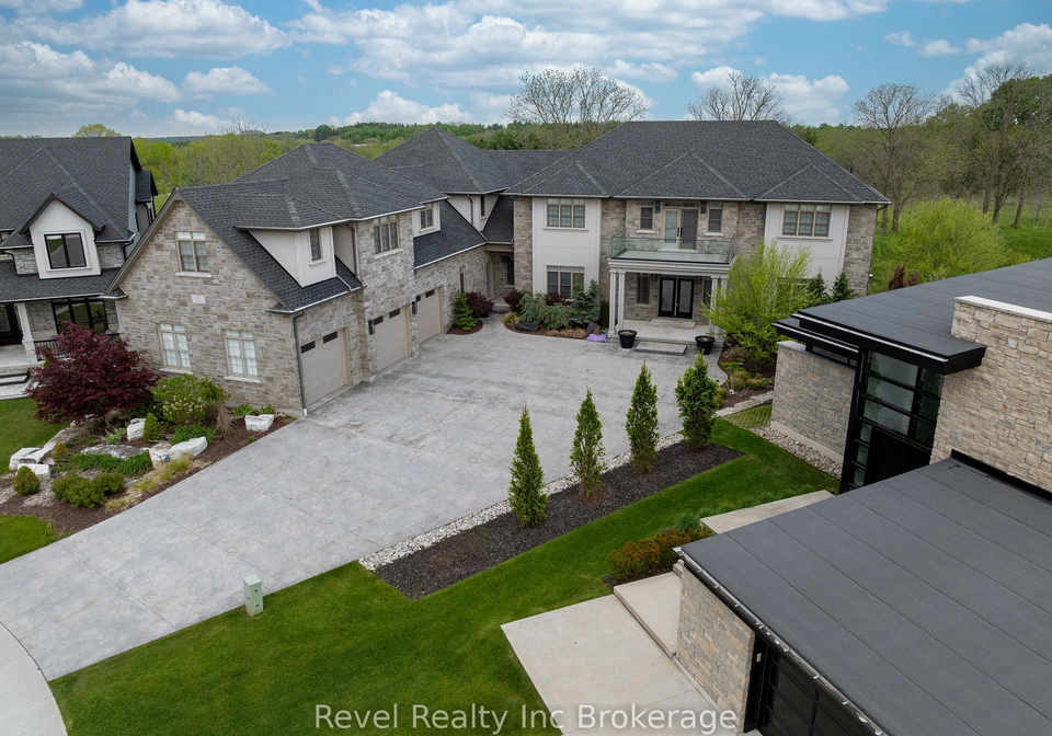241-tamarack-boulevard-woodstock-ontario-x13240222