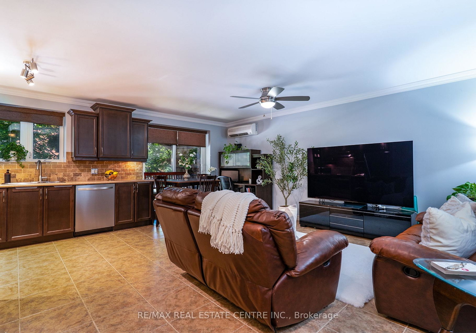 1212-fennell-avenue-e-hamilton-ontario-x13240384