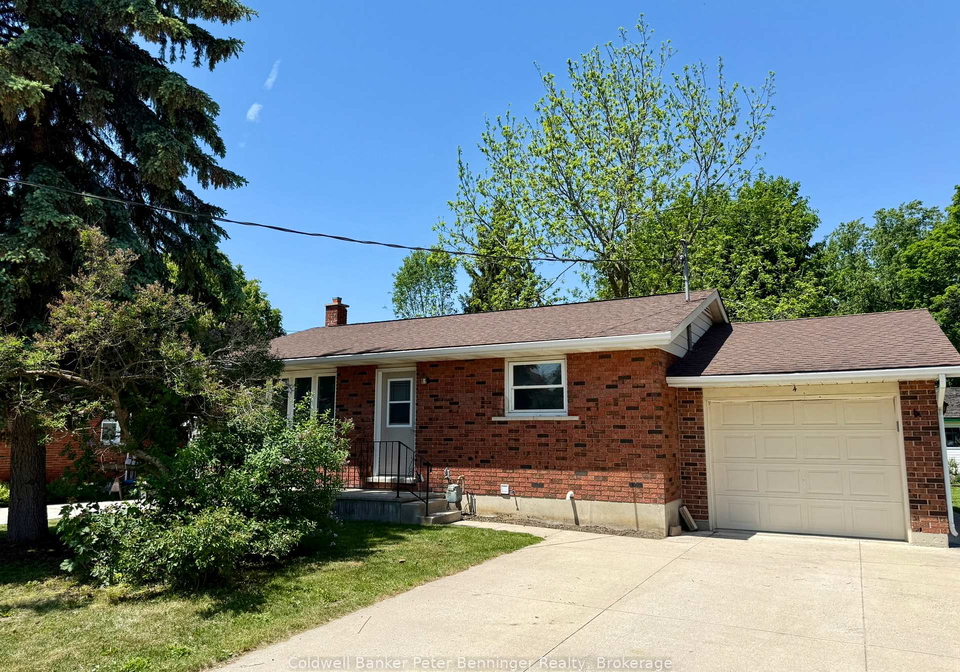 4-huron-street-brockton-ontario-x13240400
