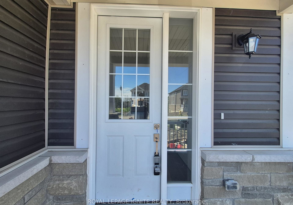 25-royal-oak-crescent-loyalist-ontario-x13240442