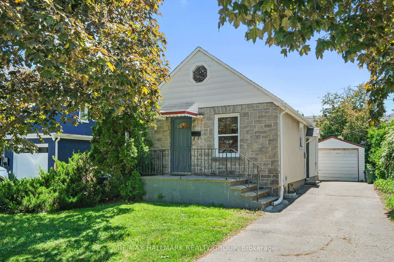 20-fern-avenue-ottawa-ontario-x13240452