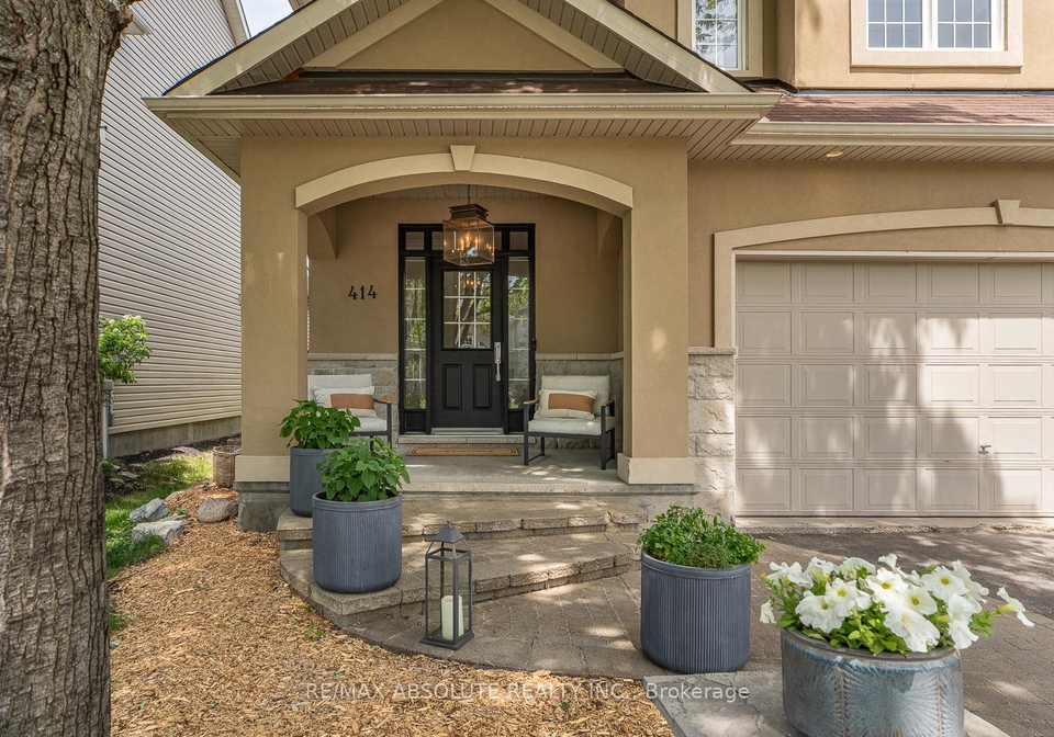 414-landswood-way-ottawa-ontario-x13240544