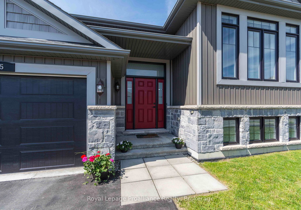 5-walnut-drive-belleville-ontario-x13240668