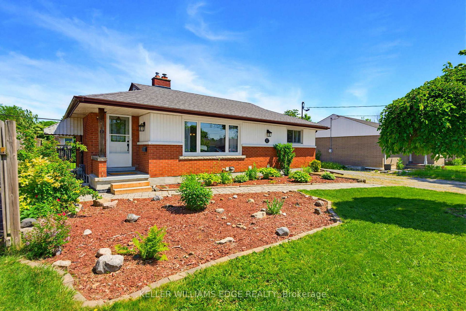 17-broadmore-avenue-st-catharines-ontario-x13240696