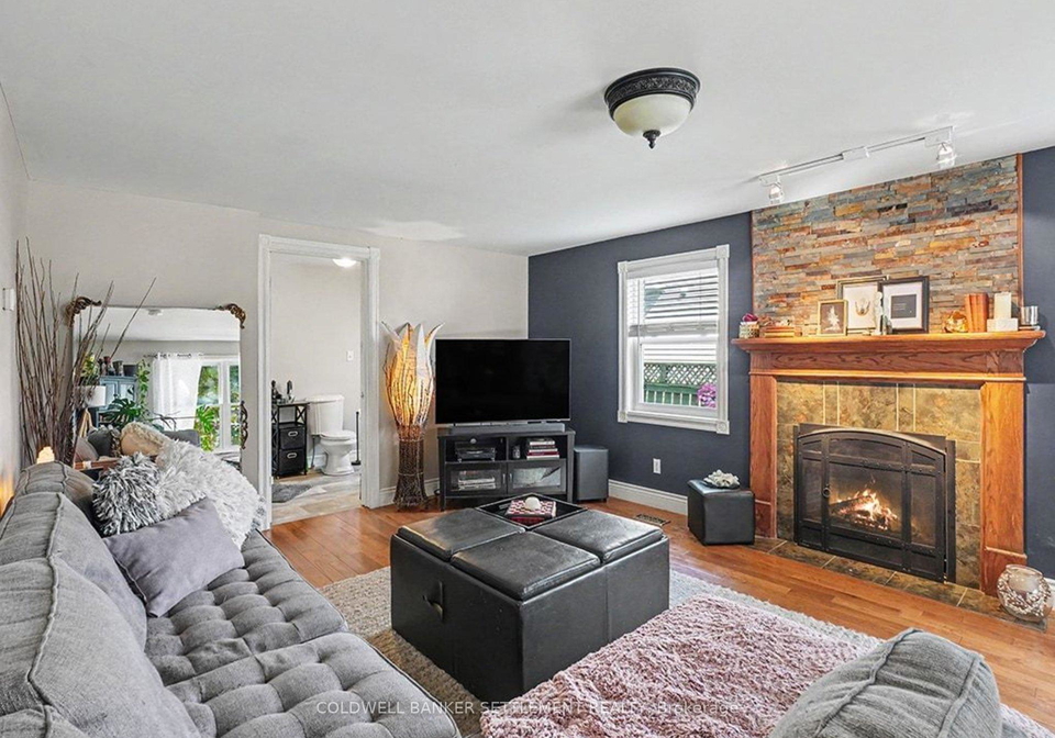 217-gore-street-e-perth-ontario-x13240872