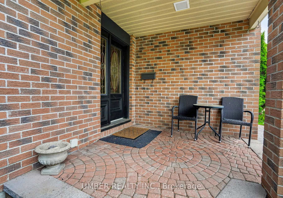 258-anglehart-avenue-ottawa-ontario-x13240924