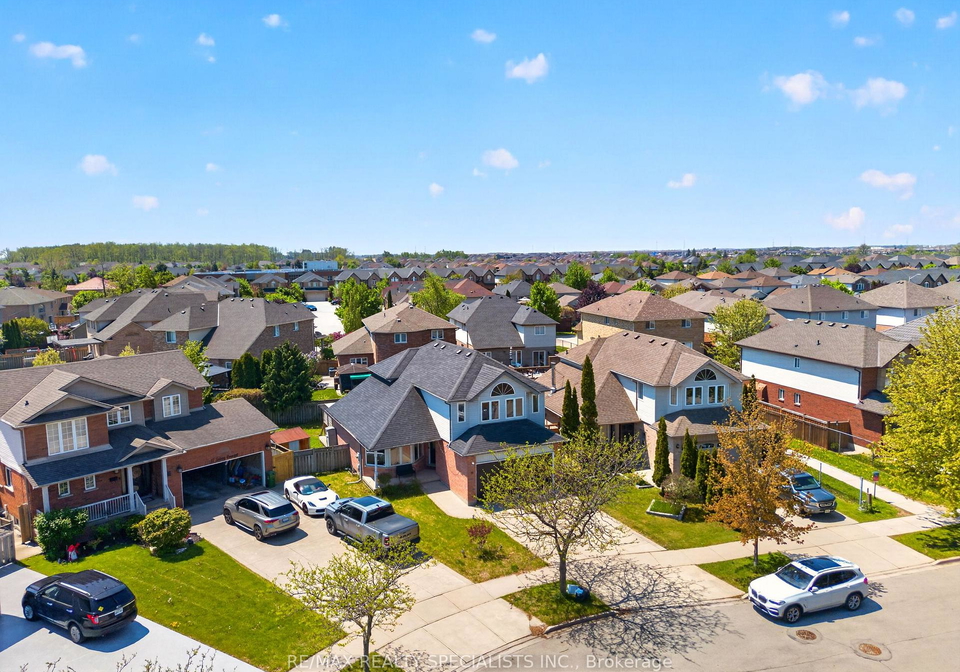 19-sidney-crescent-hamilton-ontario-x13240962
