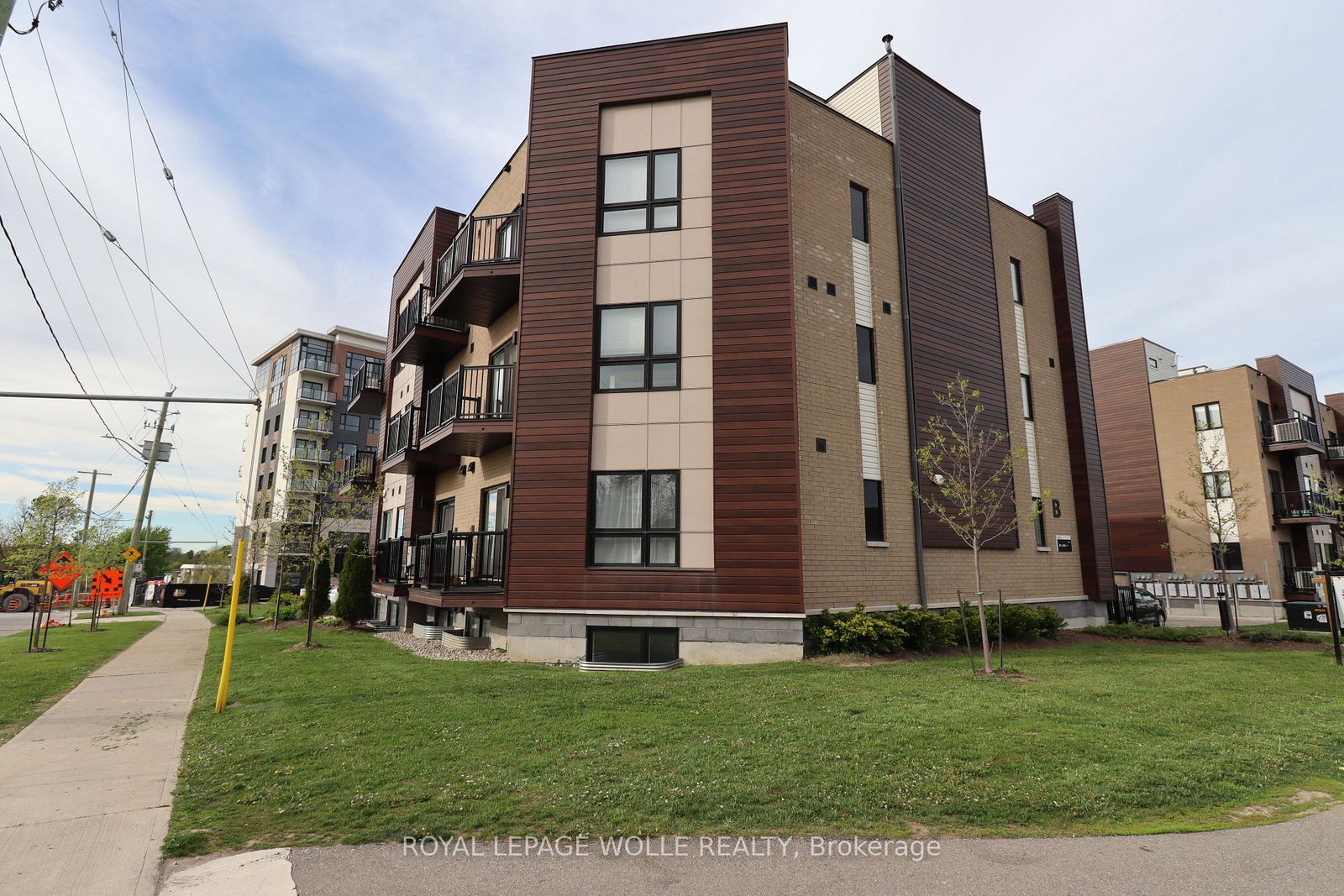 10-palace-street-kitchener-ontario-x13241108
