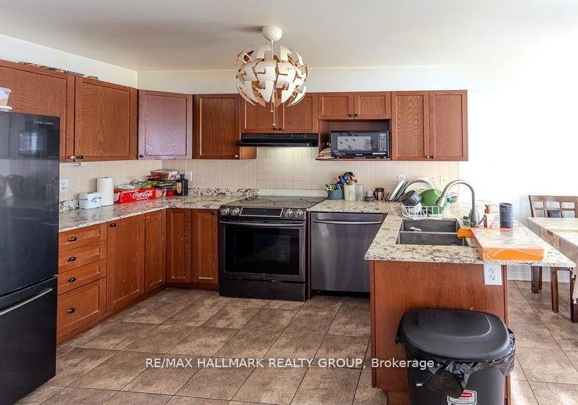 39-chesapeake-crescent-ottawa-ontario-x13241316