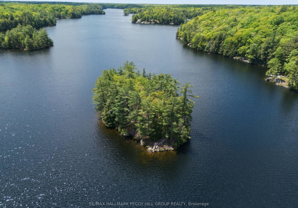 10-crane-lake-water-the-archipelago-ontario-x13241322