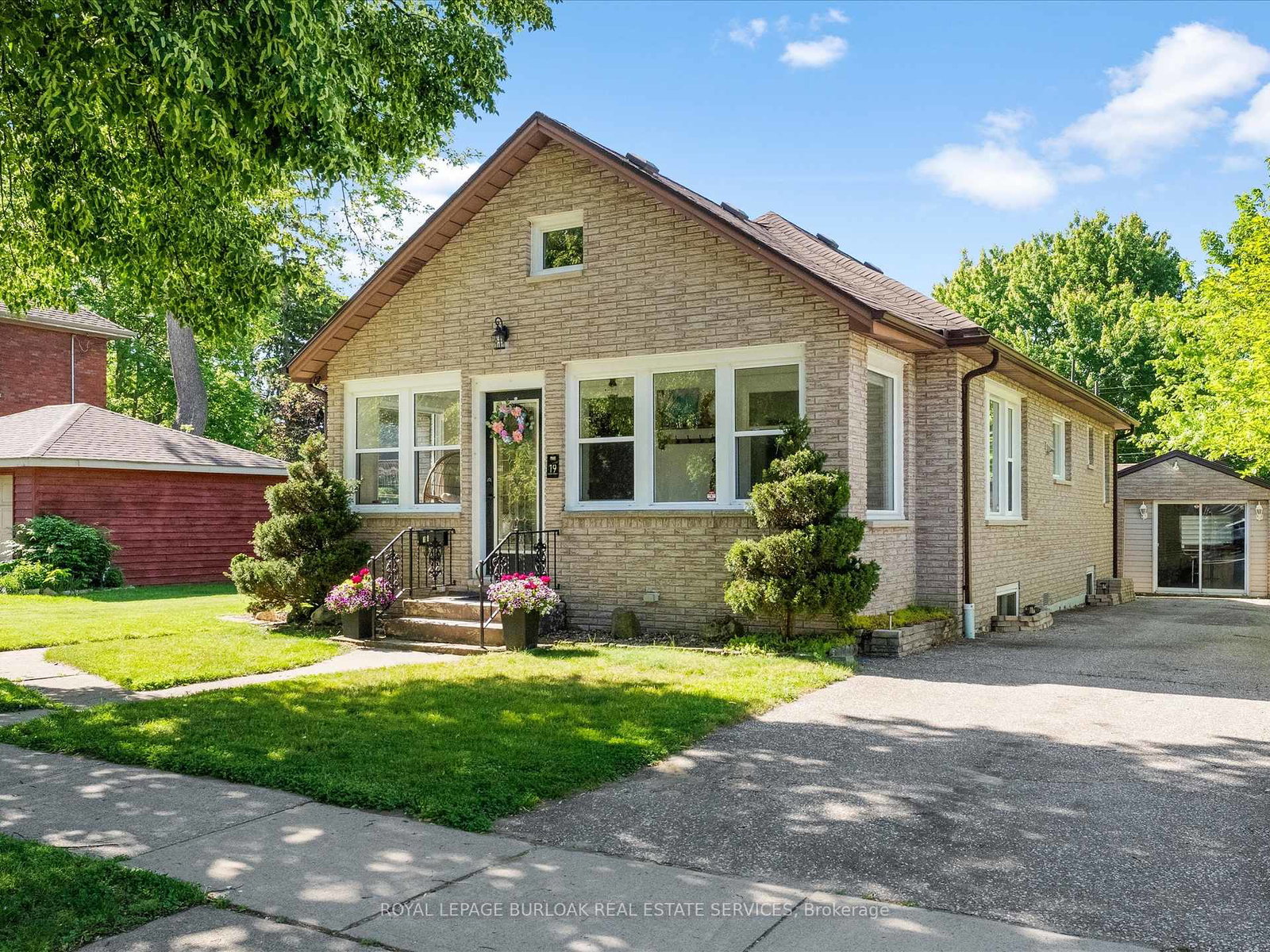 19-elm-street-kingsville-ontario-x13241362