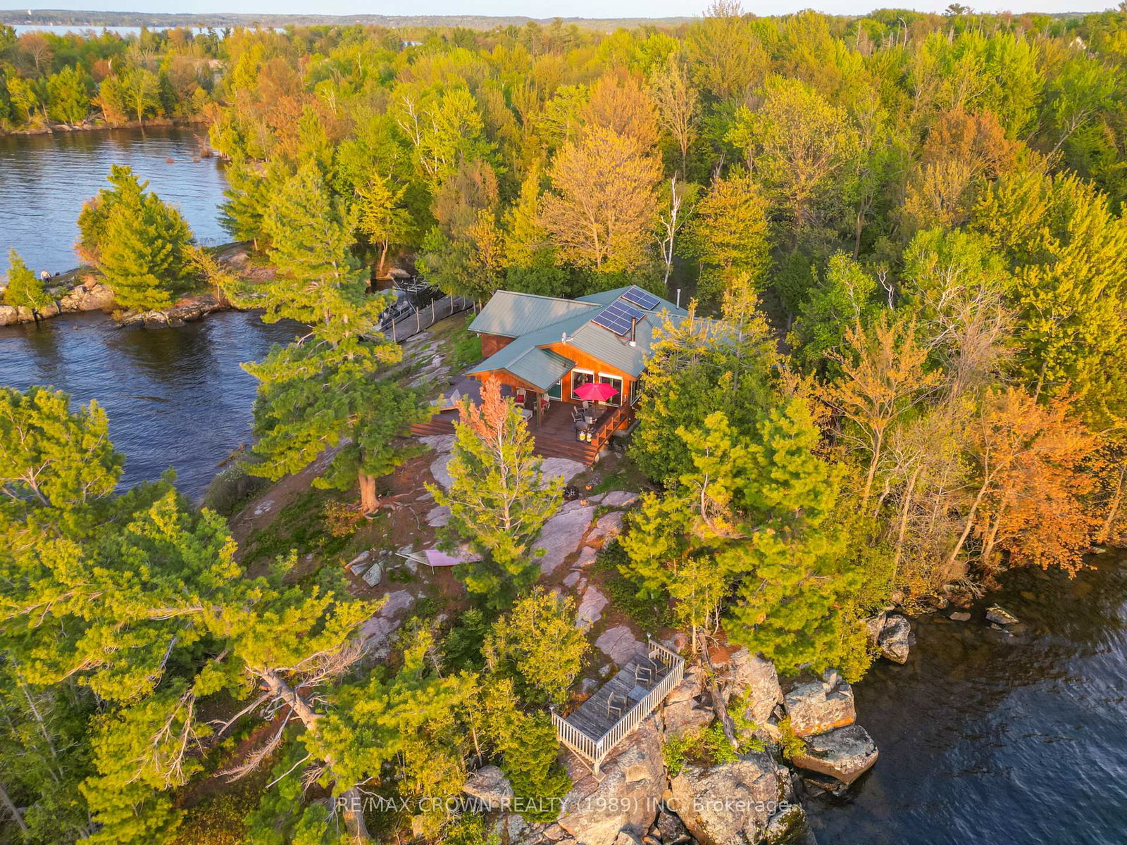 island-f-i-south-east-bay-callander-ontario-x13241524