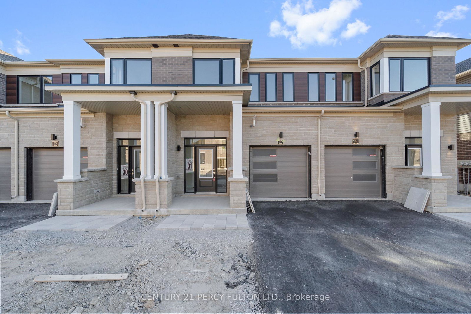 37-watts-mews-kawartha-lakes-ontario-x13241556