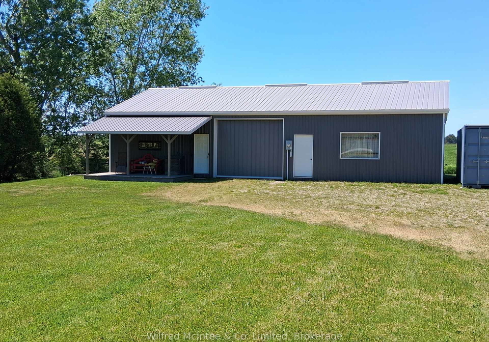 41-lucknow-l-line-ashfield-colborne-wawanosh-ontario-x13241568