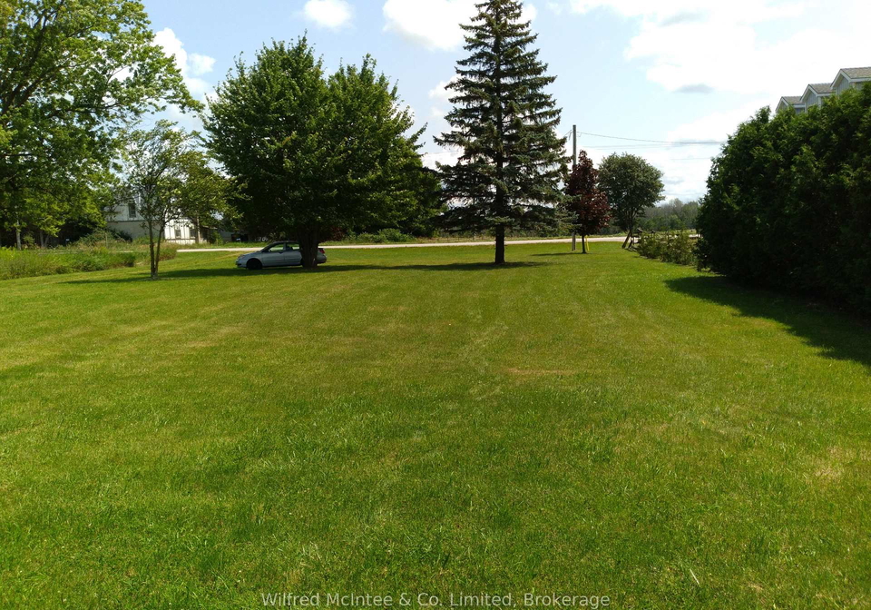 41-lucknow-l-line-ashfield-colborne-wawanosh-ontario-x13241568