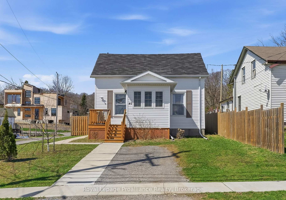 40-smith-street-port-hope-ontario-x13241632