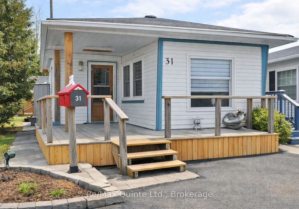 311-dundas-street-e-quinte-west-ontario-x13241734